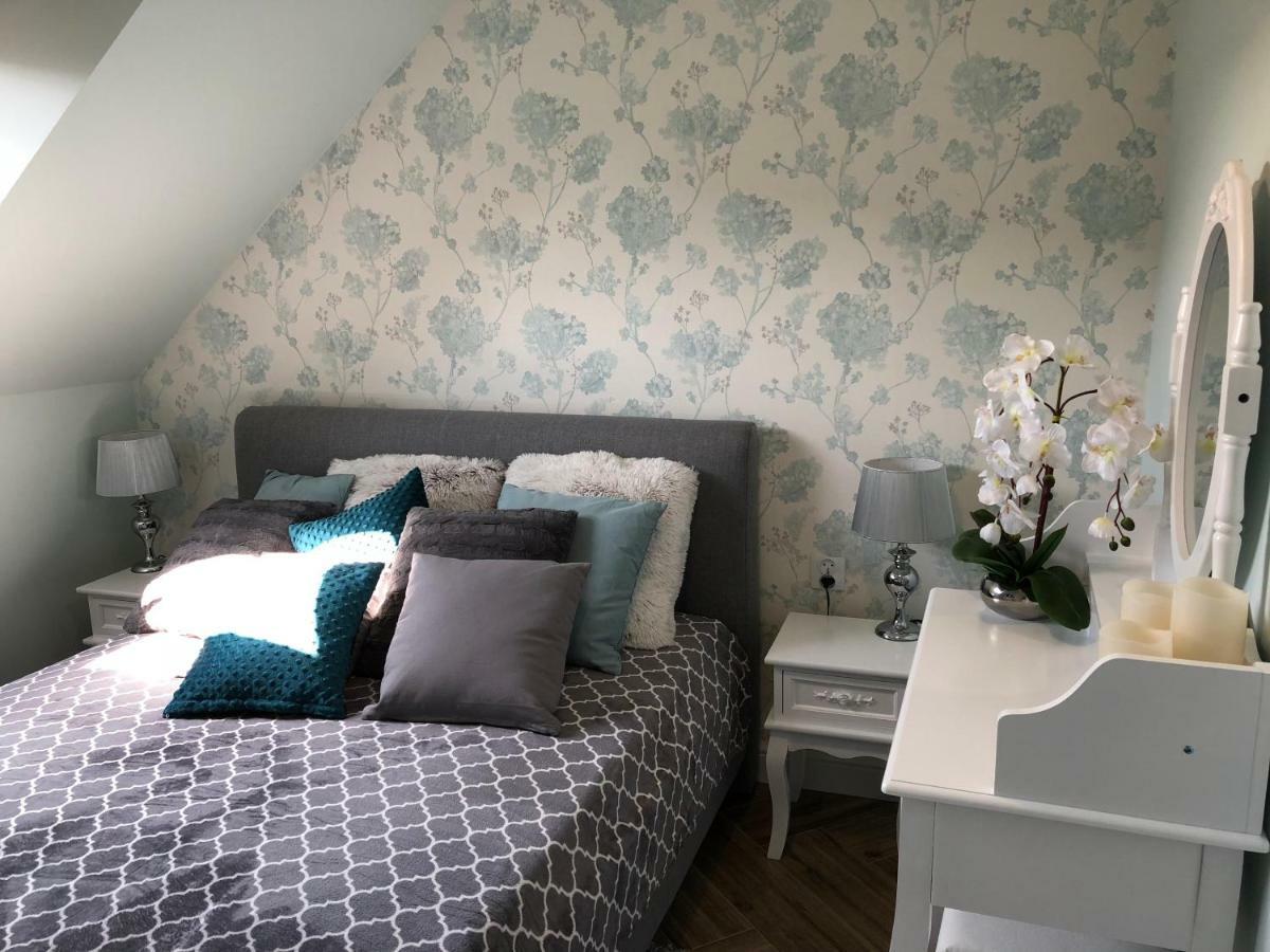 Family & Business Elegant Apartments Ul Warszawska - 2 Bedroom, Balcony, Parking Келце Екстериор снимка