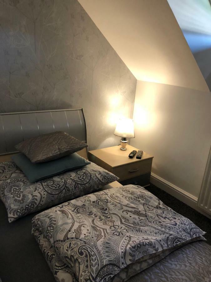 Family & Business Elegant Apartments Ul Warszawska - 2 Bedroom, Balcony, Parking Келце Екстериор снимка