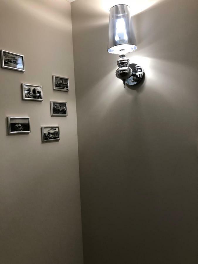 Family & Business Elegant Apartments Ul Warszawska - 2 Bedroom, Balcony, Parking Келце Екстериор снимка