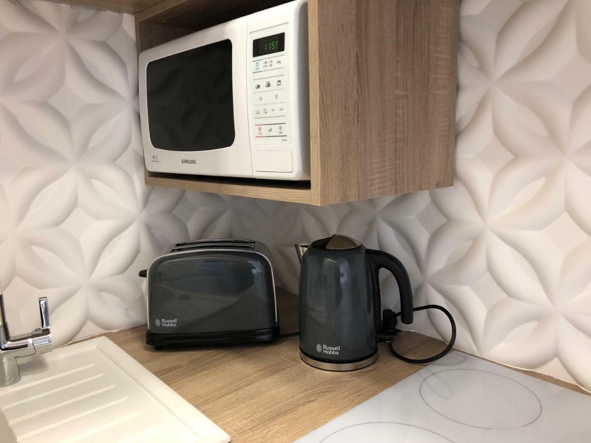 Family & Business Elegant Apartments Ul Warszawska - 2 Bedroom, Balcony, Parking Келце Екстериор снимка