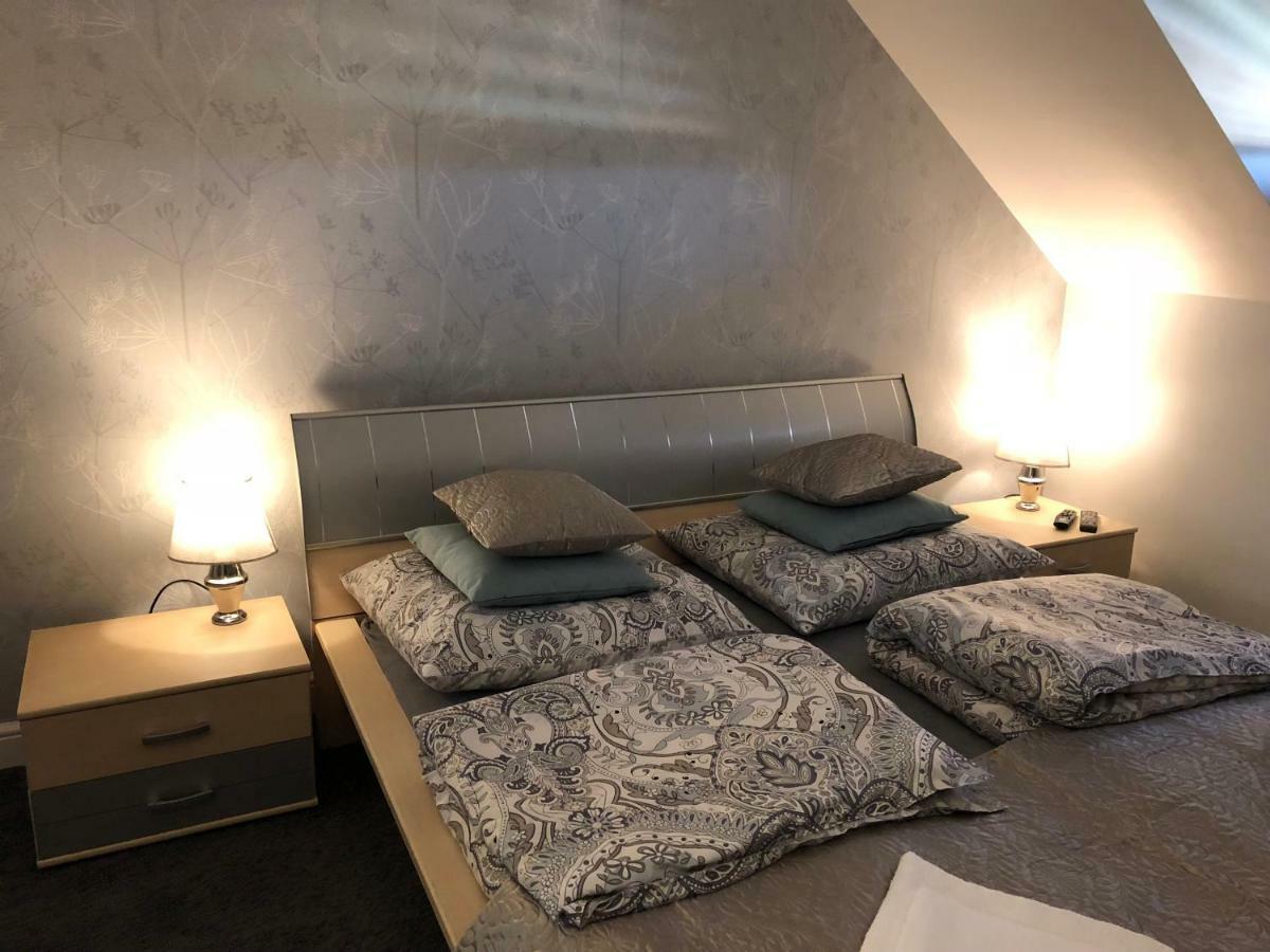 Family & Business Elegant Apartments Ul Warszawska - 2 Bedroom, Balcony, Parking Келце Екстериор снимка