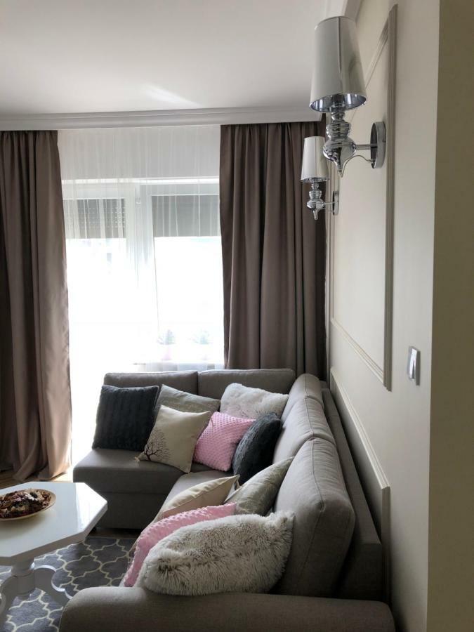 Family & Business Elegant Apartments Ul Warszawska - 2 Bedroom, Balcony, Parking Келце Екстериор снимка
