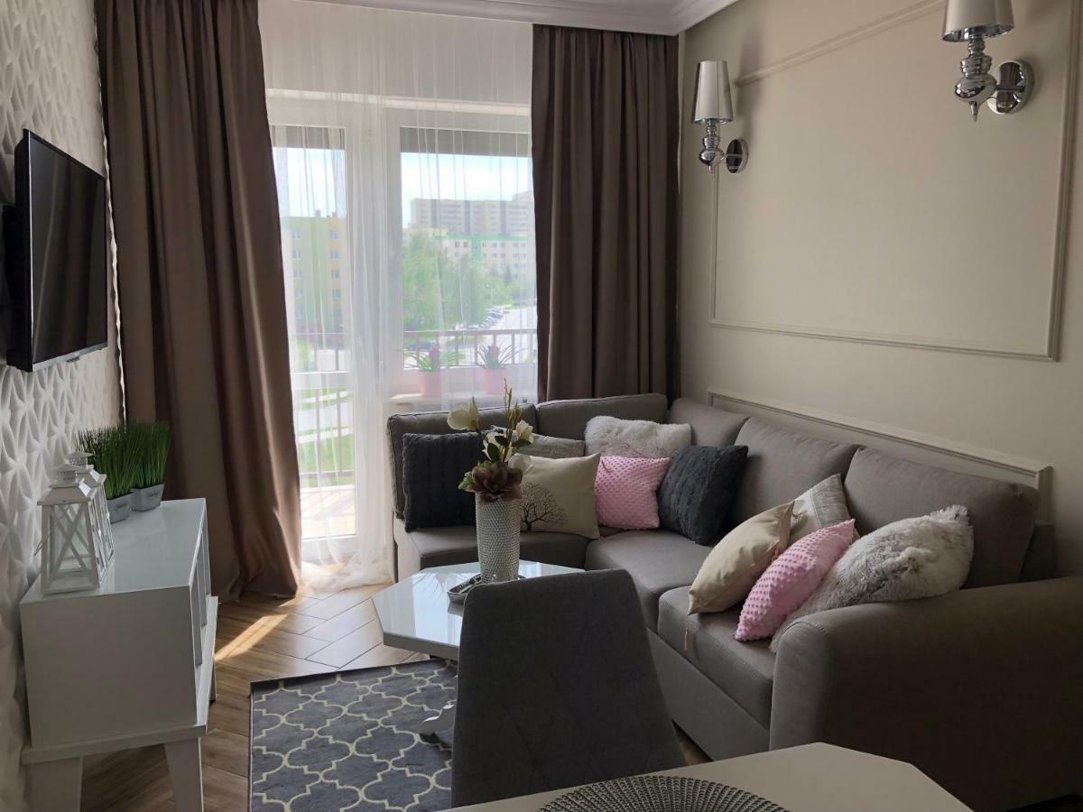 Family & Business Elegant Apartments Ul Warszawska - 2 Bedroom, Balcony, Parking Келце Екстериор снимка